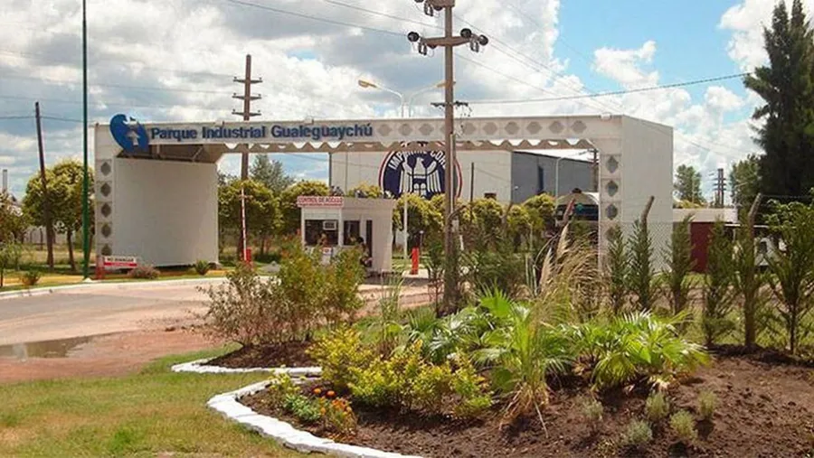 Una falla en la línea de alimentación al Parque Industrial de Gualeguaychú, será reparada hoy, pero se anticipó que igualmente quedará afectada por varias horas una gran zona de esa localidad.