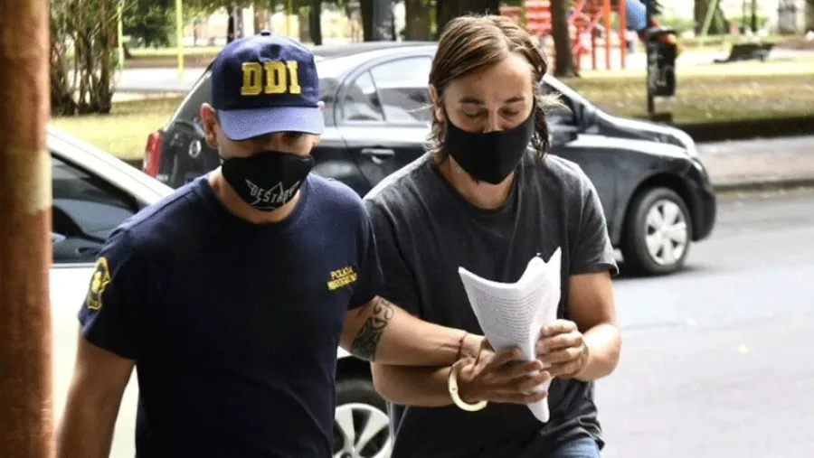 Prisión domiciliaria.