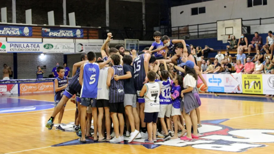 Parque Sur dio la nota en “La Histórica” y frenó el envión de Deportivo Viedma