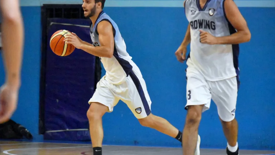 Rowing se quedó con el clásico y Unión de Crespo consolidó su liderazgo