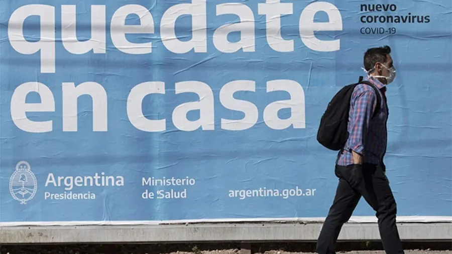 El país se ubica por detrás de los Estados Unidos, Chile, Brasil, Perú, México y Bolivía y por delante de Paraguay y Uruguay tanto en la tasa de incidencia como en la mortalidad, explicó el Presidente al comparar datos de la región.