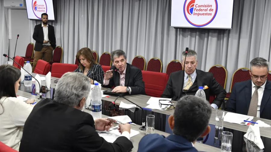 Provincias pedirán a la Corte que intime a Nación a pagar la compensación Provincias pedirán a la Corte que intime a Nación a pagar la compensación