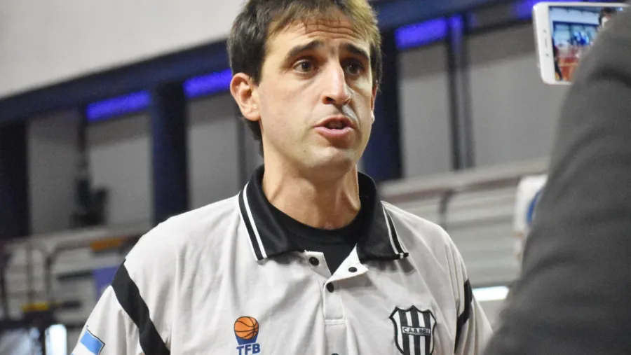 Básquet: Rocamora será presentado el miércoles y el jueves comenzará su pretemporada