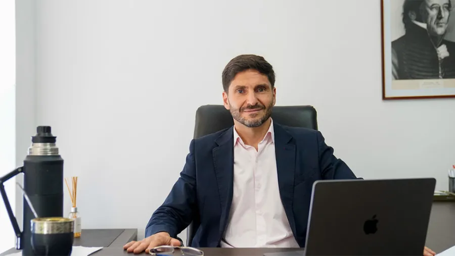 Maximiliano Pullaro: “Hay muchas cosas que el radicalismo ya sabe: con el kirchnerismo no podemos ir a ningún lado”.