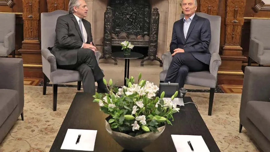 Fue la segunda charla entre Fernández y Macri, después del encuentro cara a cara del lunes 28 pasado. Fue la segunda charla entre Fernández y Macri, después del encuentro cara a cara del lunes 28 pasado.