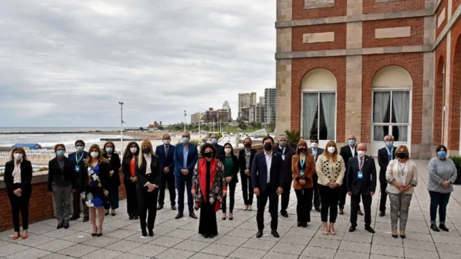 Avance de la vacunación y situación epidemiológica, entre los temas abordados por Cofesa