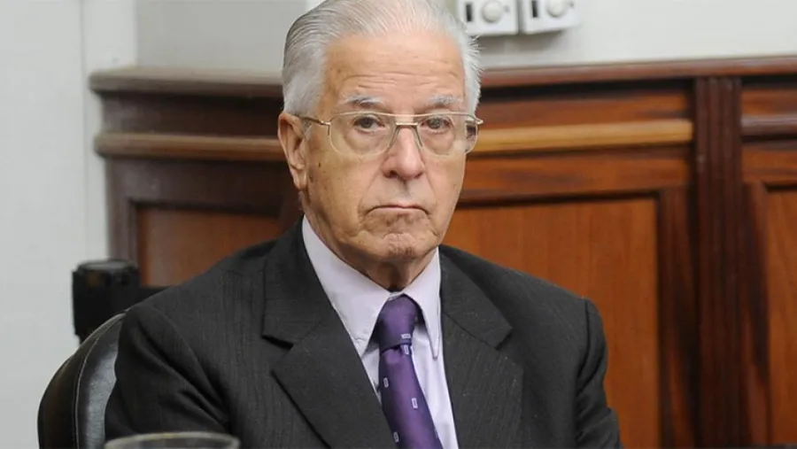 Gustavo Rivas Gustavo Rivas