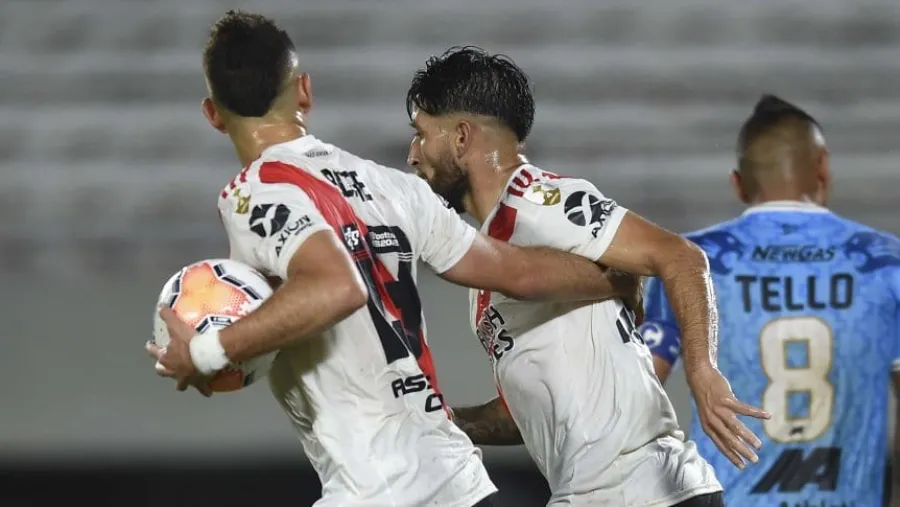 Milton Casco Copa Libertadores: el entrerriano Casco abrió el camino de una histórica goleada de River
