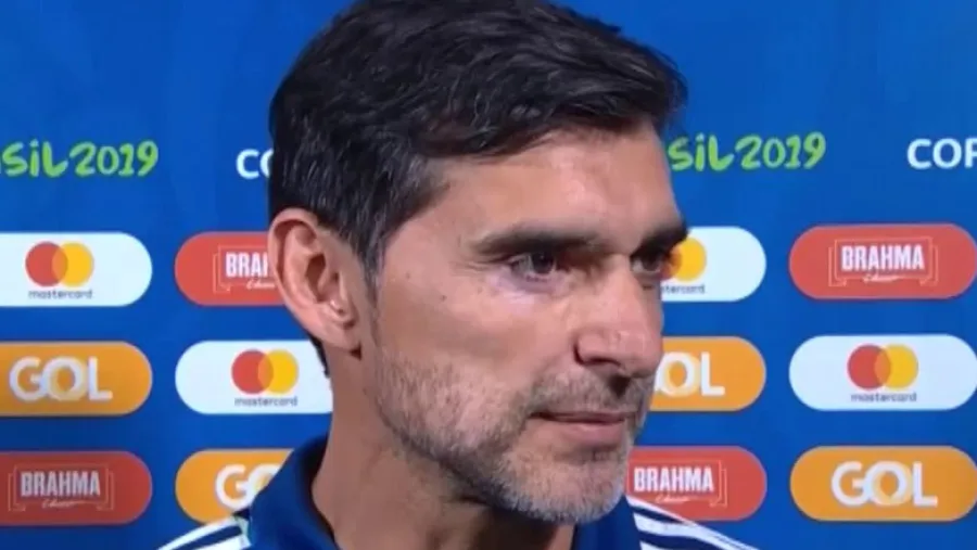 Roberto Ayala El paranaense Ayala incluyó a Maradona, Messi, Redondo y otras figuras en su equipo ideal
