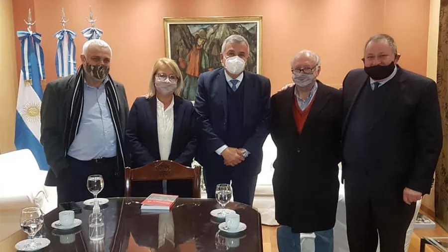 Acompañó a Fabián Rogel y Sara Foletto, además de Héctor Lebensohn (único hijo de Moisés Lebensohn), el ex concejal de Paraná, Marcelo Milano.