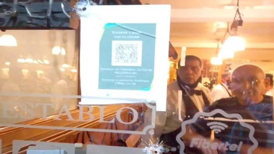 tiros restaurante Rosario