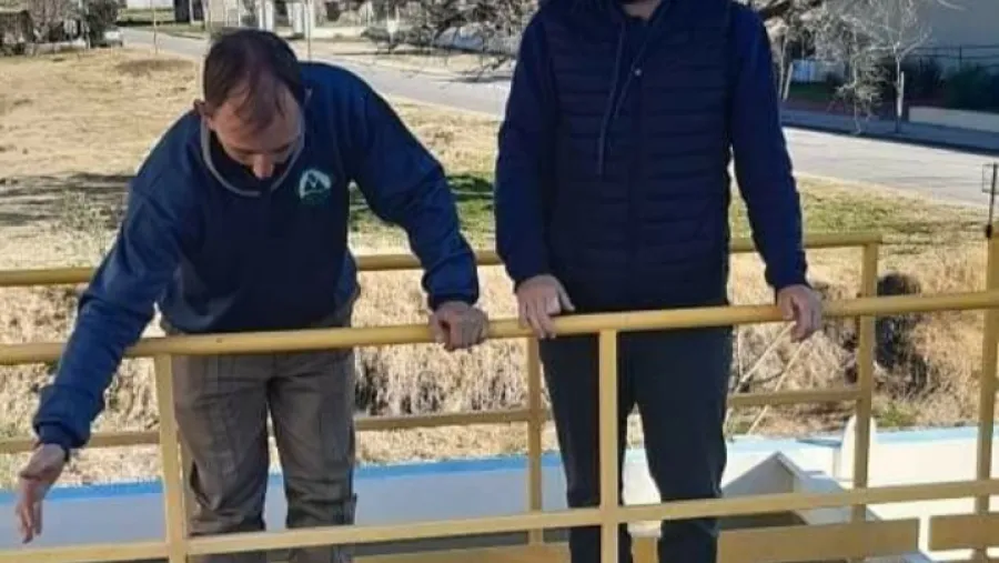 Juan Rossi visitó la planta de agua de Valle María