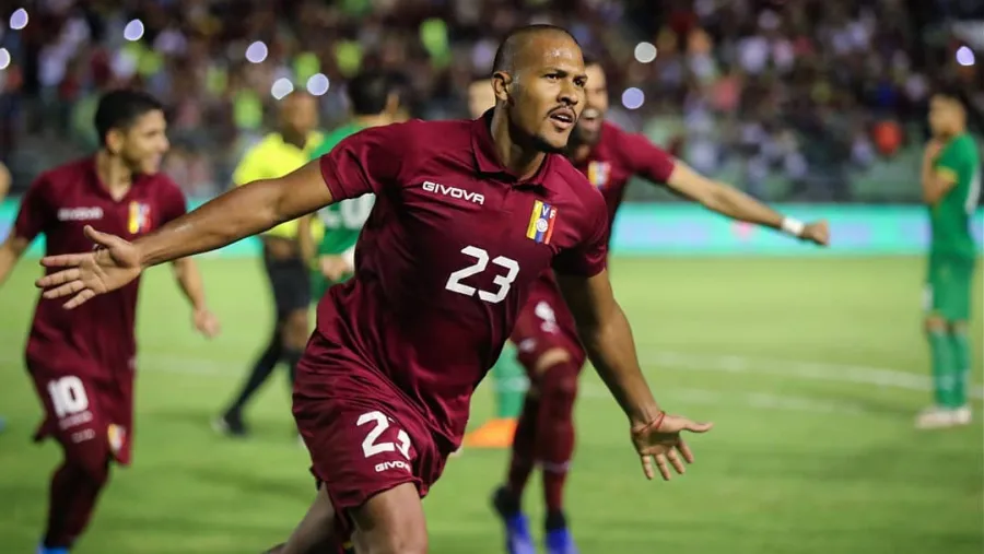 River cerró la incorporación del delantero venezolano Salomón Rondón