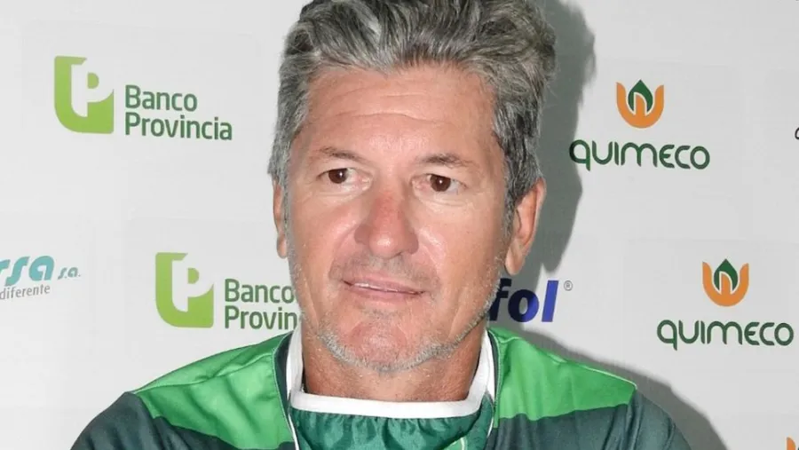 Internaron por coronavirus al ex DT de Patronato, Mario Sciacqua