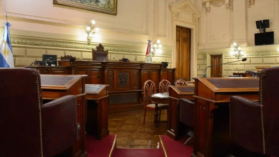 El Senado de Santa Fe suspendió la sesión ante dos casos sospechosos de COVID-19