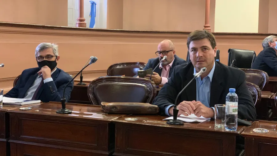 Senadores de JxC pidieron que se mantenga la presencialidad de las clases Senadores de JxC pidieron que se mantenga la presencialidad de las clases