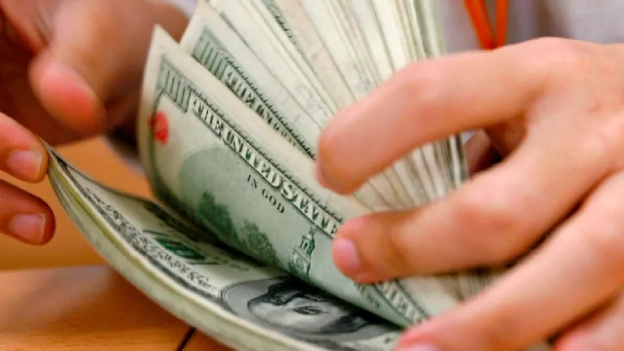 Dólar