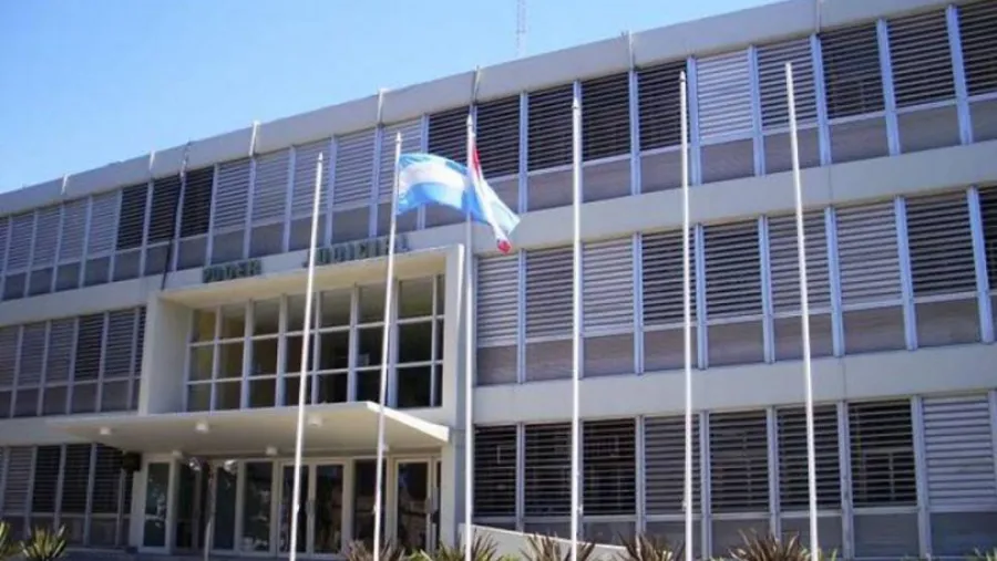 Tribunales