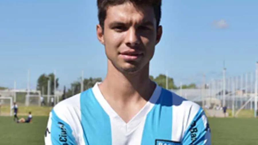 Fútbol: el juvenil entrerriano Tiago Banega debutó con la camiseta de Racing