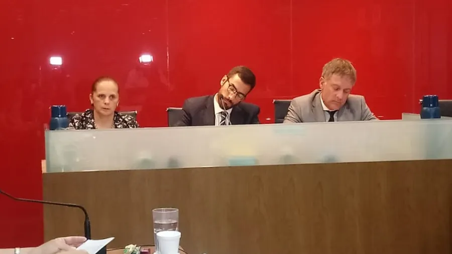 Tribunal