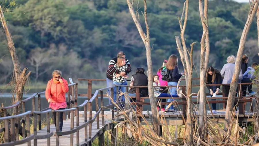 El fin de semana largo marcó un nuevo récord con 4,4 millones de turistas en el país