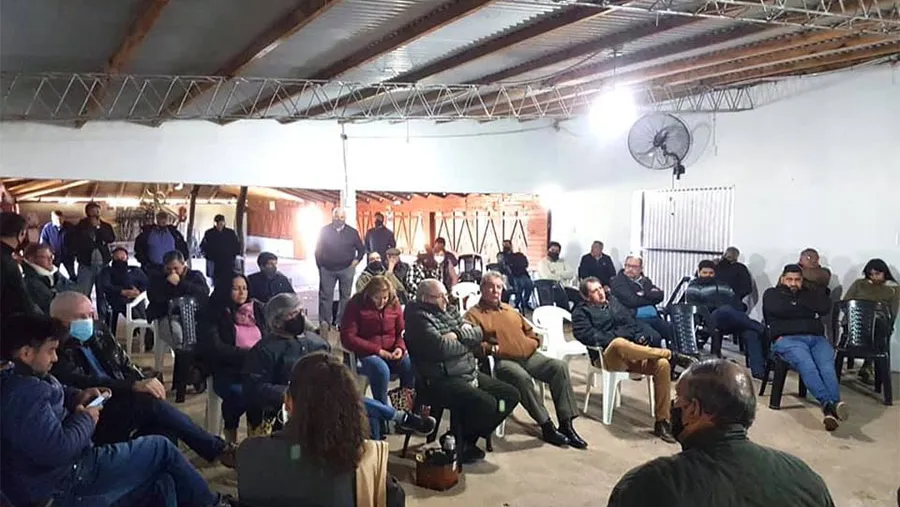 Alternativa Radical se reunió ayer en Villaguay. Alternativa Radical se reunió ayer en Villaguay.