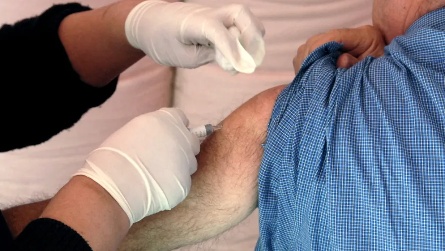 Inscriben a mayores de 60 años en la provincia para vacunarse contra el coronavirus Inscriben a mayores de 60 años en la provincia para vacunarse contra el coronavirus