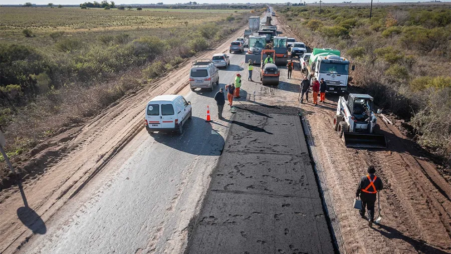La repavimentación de las rutas para vincular a los Departamentos Tala y Uruguay es clave para la seguridad vial.