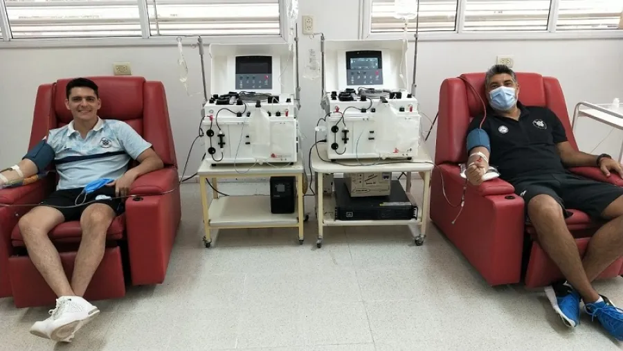 Recuperado del coronavirus, el paranaense Ignacio Barsanti donó plasma en Corrientes Recuperado del coronavirus, el paranaense Ignacio Barsanti donó plasma en Corrientes