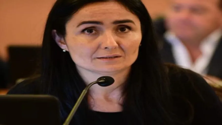 María Alejandra Viola María Alejandra Viola