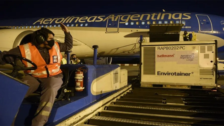 Aerolíneas Argentinas lleva completados un total de cinco vuelos a China. Aerolíneas Argentinas lleva completados un total de cinco vuelos a China.