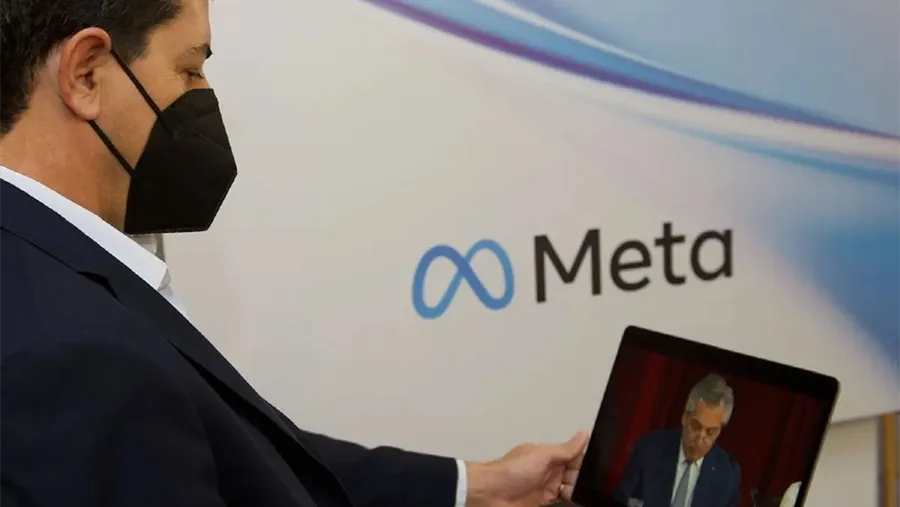 El ministro del Interior argentino. Eduardo de Pedro, visitó España para participar de la feria más importante del mundo en materia de comunicaciones móviles.