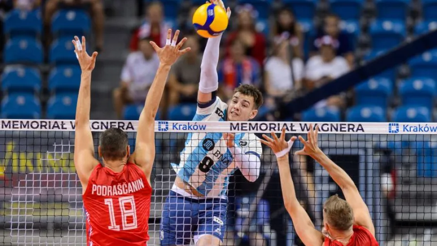Vóley: Argentina venció a Serbia sin minutos para el paranaense Luciano Vicentín Vóley: Argentina venció a Serbia sin minutos para el paranaense Luciano Vicentín