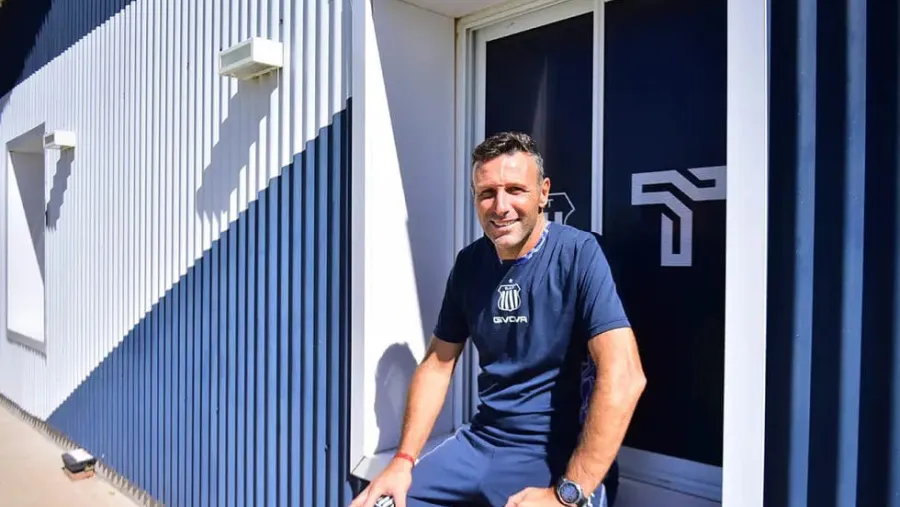 Talleres de Córdoba oficializó a Walter RIbonetto como nuevo director técnico