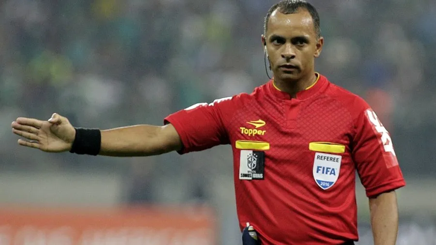 Copa América: el brasileño Wilson Sampaio dirigirá Argentina-Ecuador