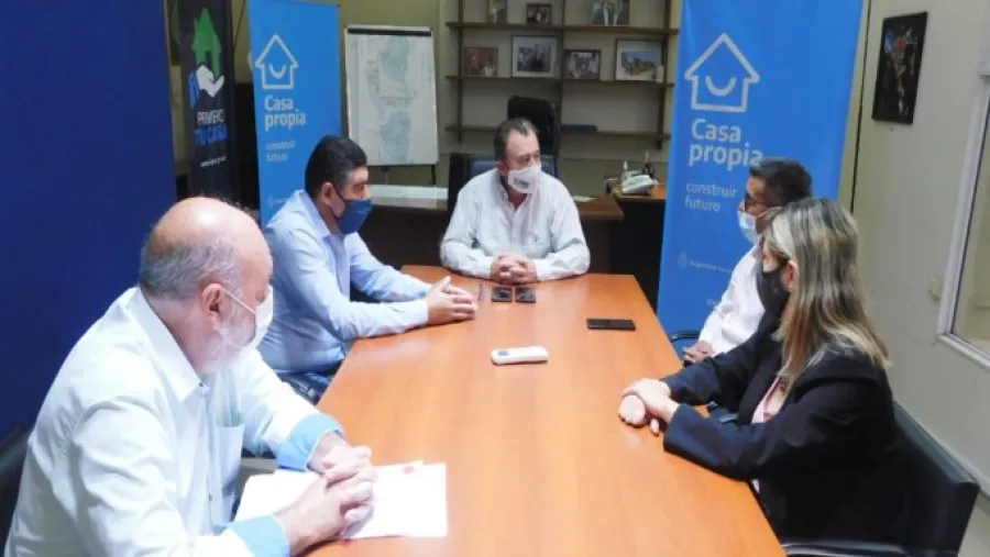 Avanzan las gestiones de nuevas viviendas para Hasenkamp y Ubajay Avanzan las gestiones de nuevas viviendas para Hasenkamp y Ubajay