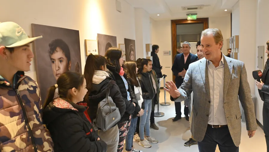Bordet se pronunció a favor de sumar una hora más de clases