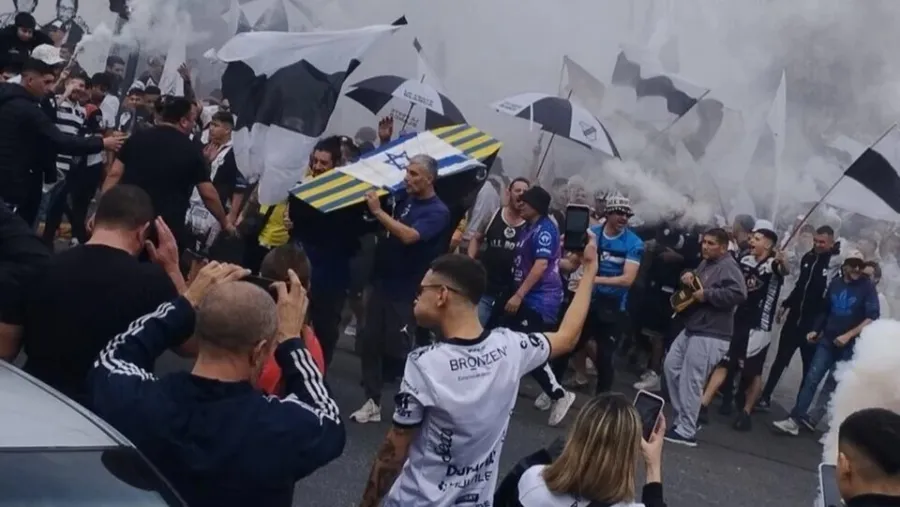 Antisemitas All Boys