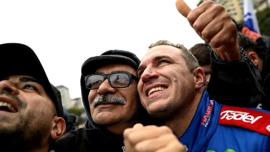Desde el Obelisco, Mariano Werner promocionó la próxima fecha del TC