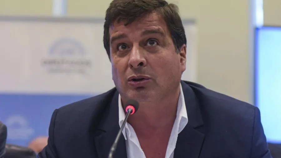 Casaretto cuestionó a Frigerio por nueva emisión de deuda pública Casaretto cuestionó a Frigerio por nueva emisión de deuda pública