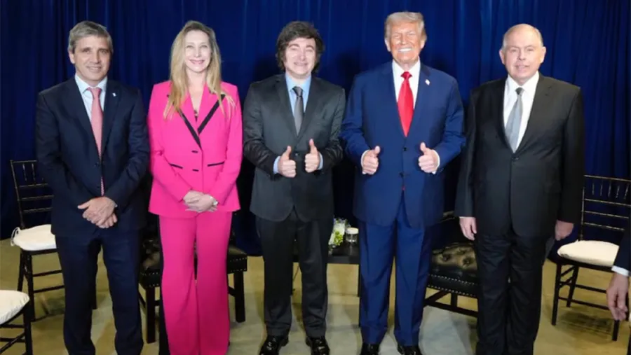 Javier Milei, Donald Trump, Karina Milei, Gerardo Werthein y Luis Caputo en la ONU, (New York, Estados Unidos).