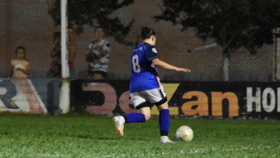 Deportivo Urdinarrain - Fútbol femenino.