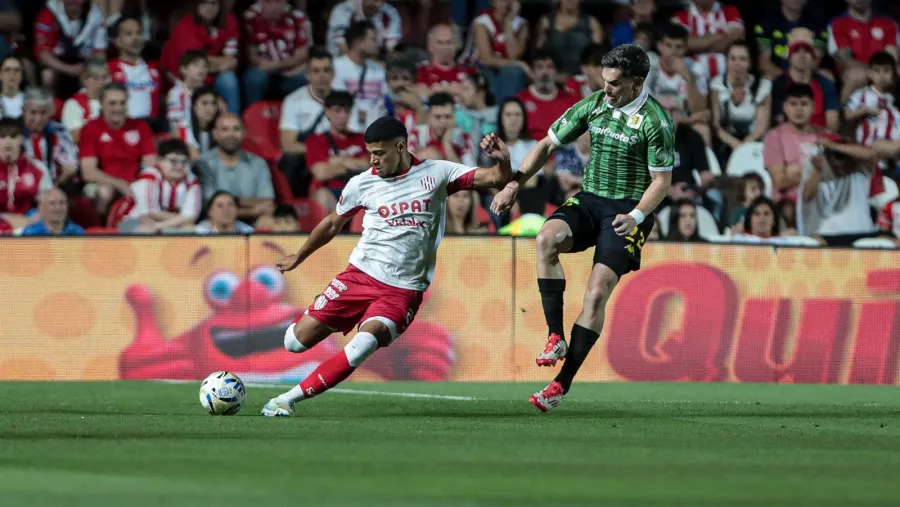 Unión 0-Aldosivi 2