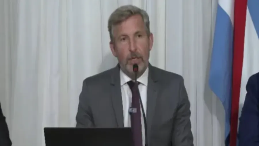 Frigerio anunció la creación de una nueva obra social que reemplazará al Iosper Frigerio anunció la creación de una nueva obra social que reemplazará al Iosper