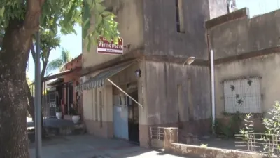 Allanaron y clausuraron un geriátrico en La Histórica por maltratos a adultos mayores