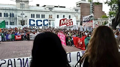 Marcha contra la Violencia hacia la Mujer