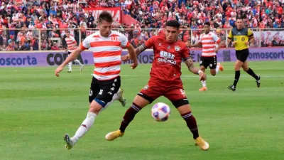 Con un triplete de Renzo López, Central Córdoba goleó a Unión en el 15 de Abril