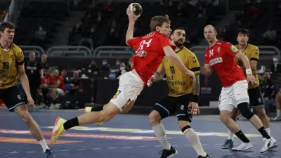 Argentina cayó ante el poderío de Dinamarca en el Mundial de Handball