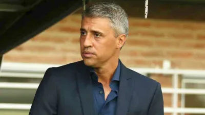 Hernán Crespo espera la llegada del entrerriano Walter Bou desde Boca