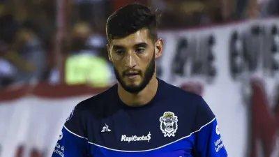 Manuel Guanini tiene coronavirus y deberá postergar su llegada a Newell’s